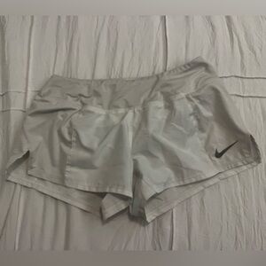 Nike dry fit shorts-white